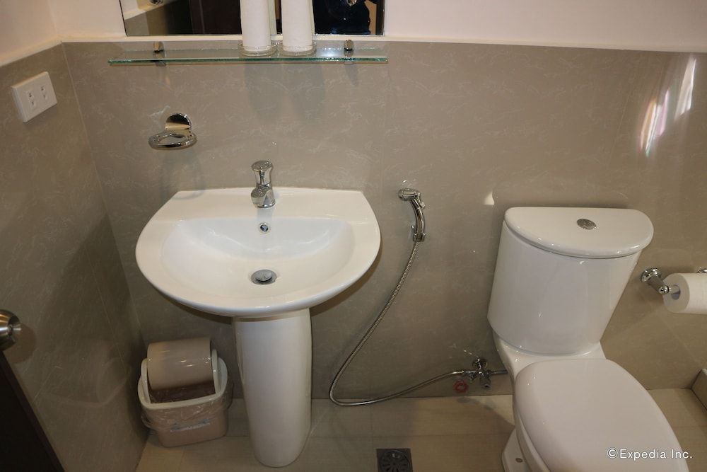 La Trinidad Pension House Deluxe Room 7