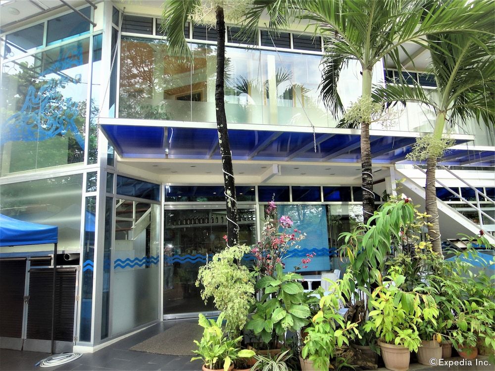 undefined Alon Travelers Lodge 8