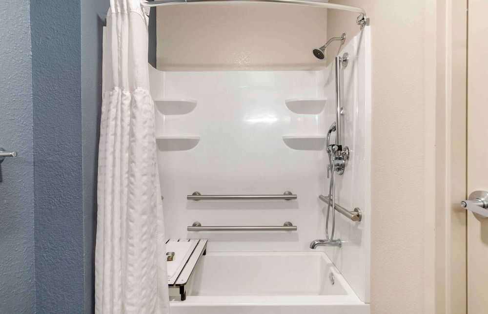 Extended Stay America Premier Suites - Fort Lauderdale - Deerfield Beach Studio, 1 Queen Bed, Accessible, Non Smoking 4
