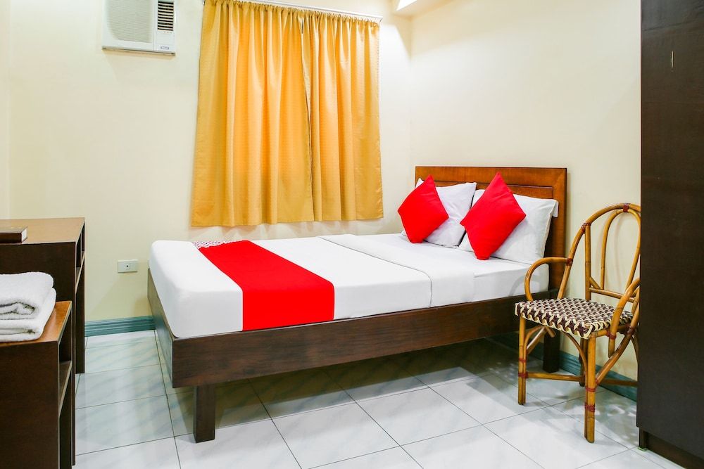 Le Pensione De San Jose Deluxe Double Room 4