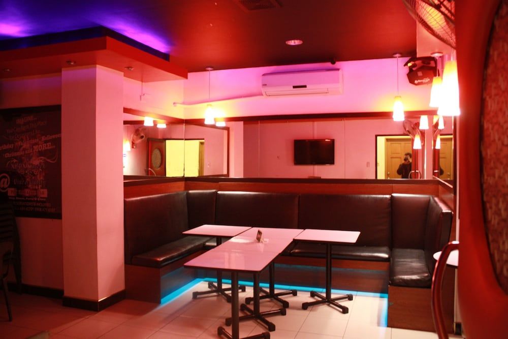 Karaoke Room