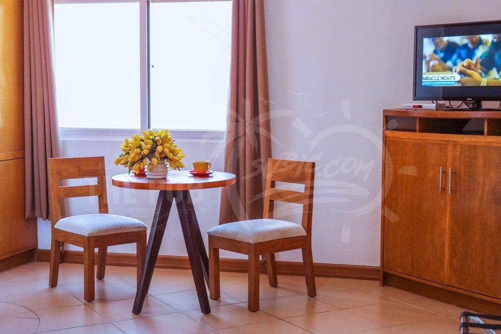 The Pub Hotel Deluxe Room 5