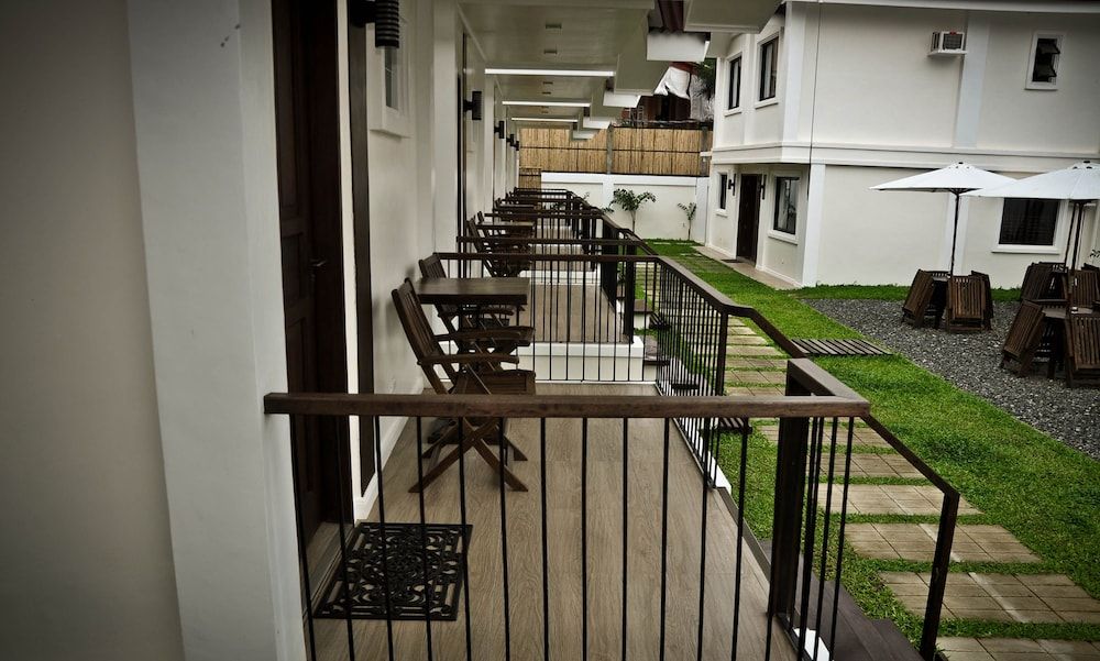 Cleon Villas Pension Triple Room, Balcony 4