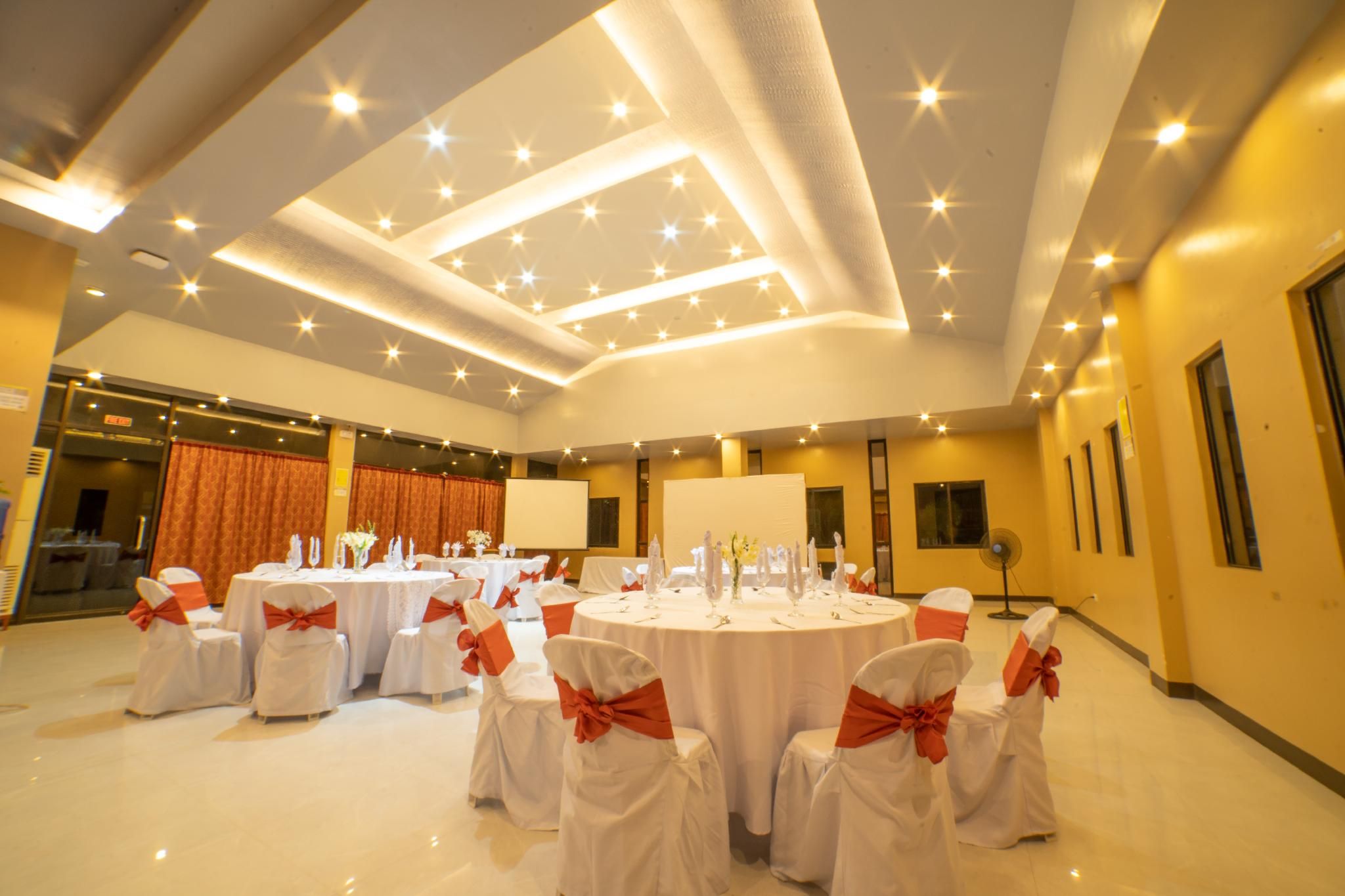 Banquet hall