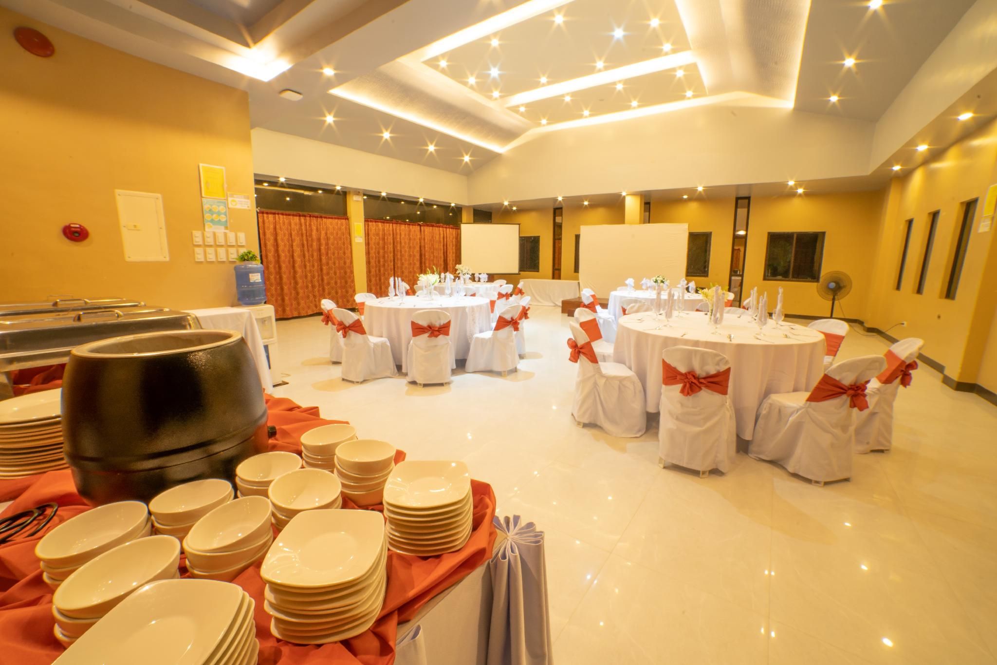 Banquet hall