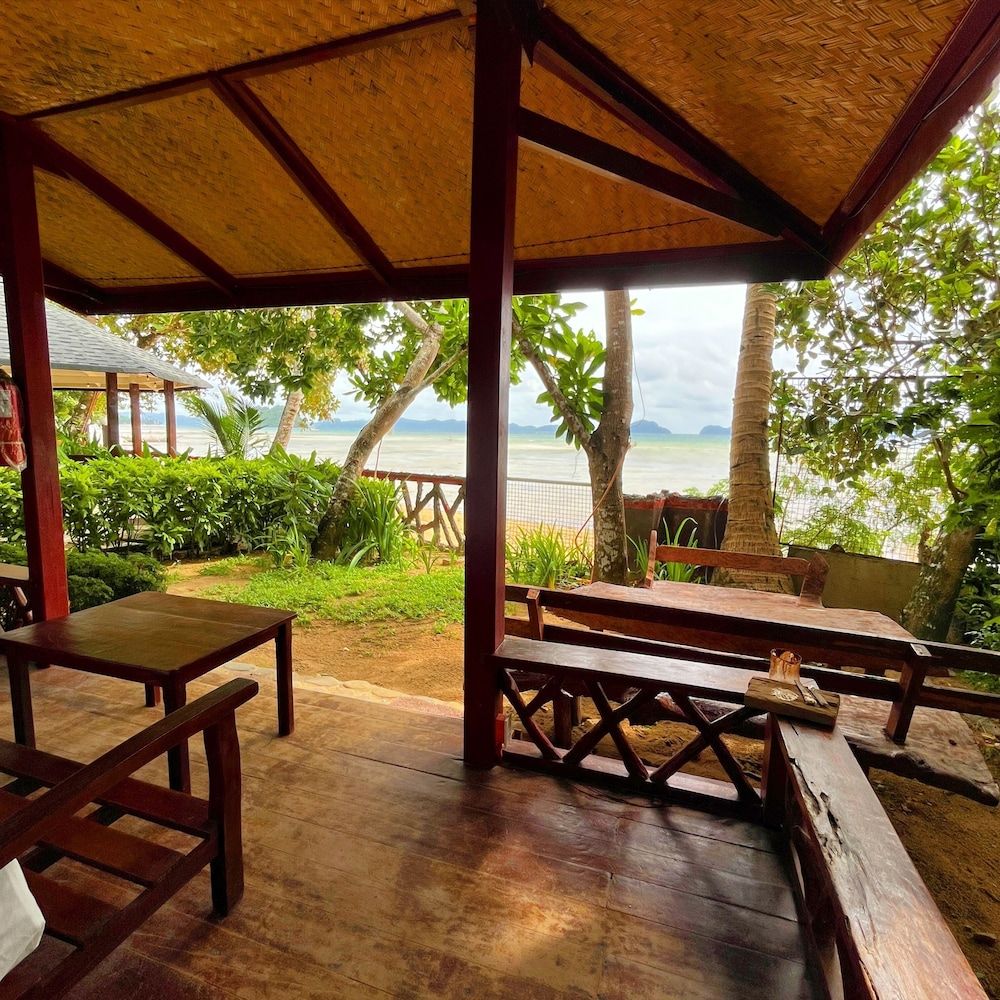 Doublegem Beach Resort and Hotel Oceanview Large Family Premiere 5