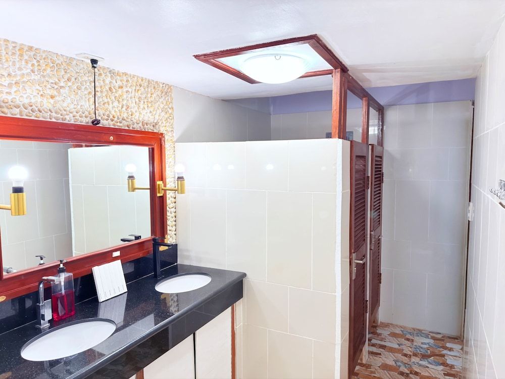 Doublegem Beach Resort and Hotel Oceanview Large Family Premiere 6