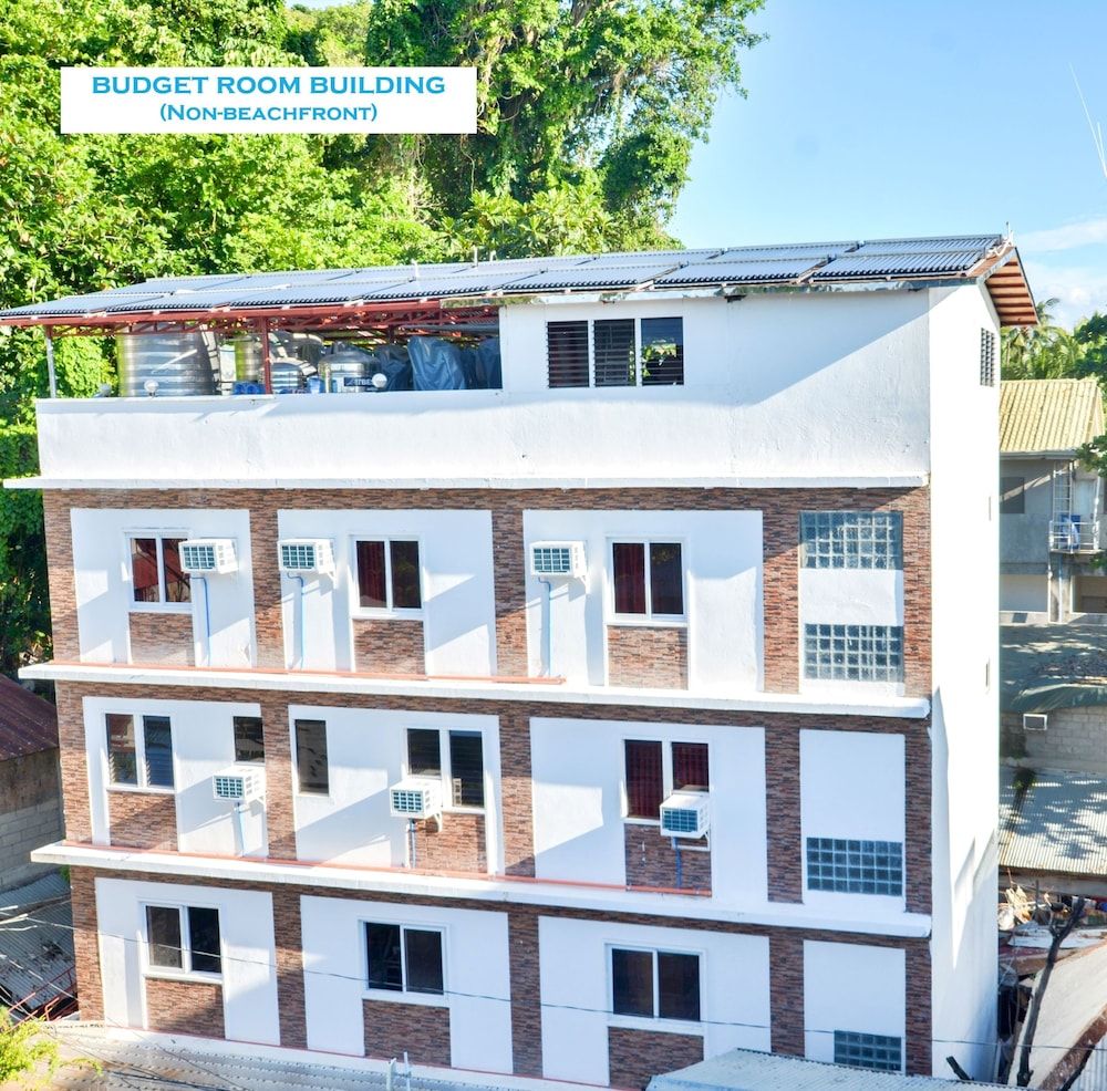 undefined Diamond Water Edge Resort 4