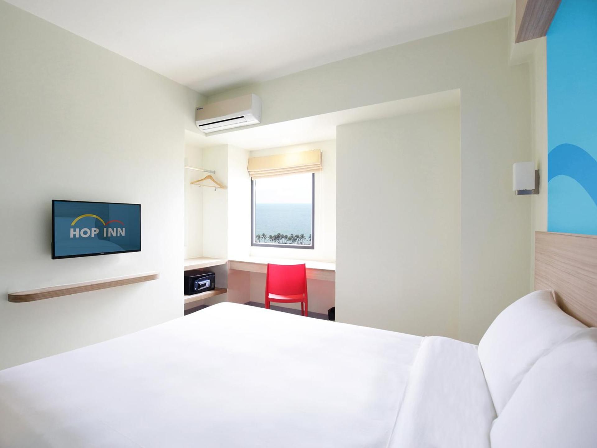 Hop Inn Hotel Makati Avenue Standard Double Room 9