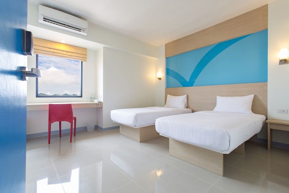 Hop Inn Hotel Makati Avenue 