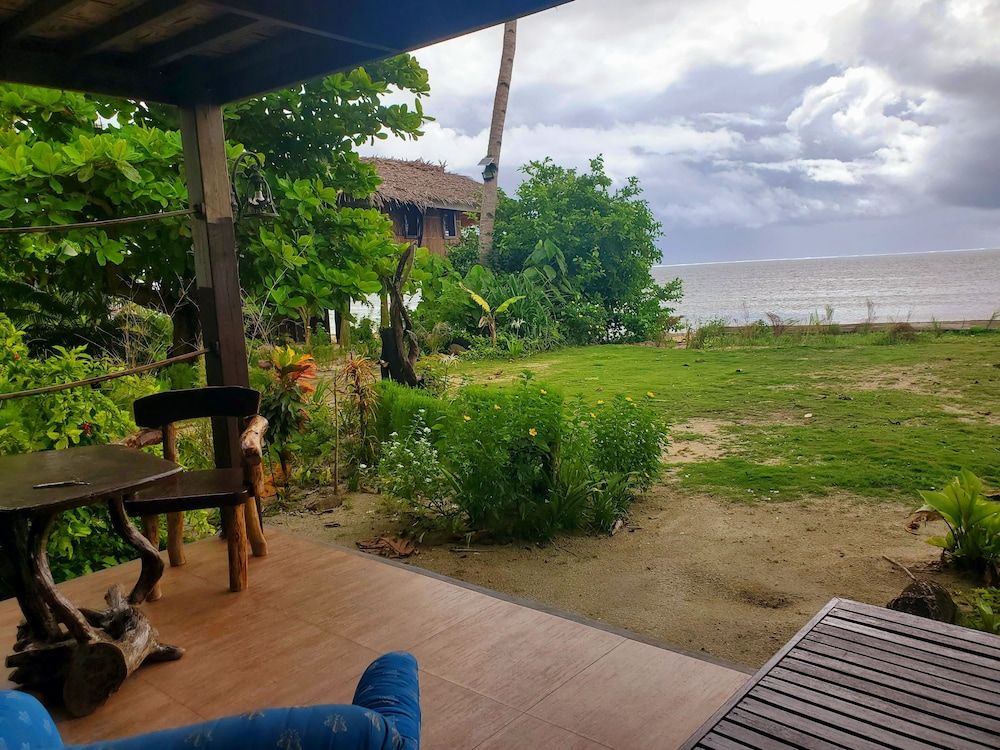 Patrick's on the Beach Executive Beach Front Cottage 7