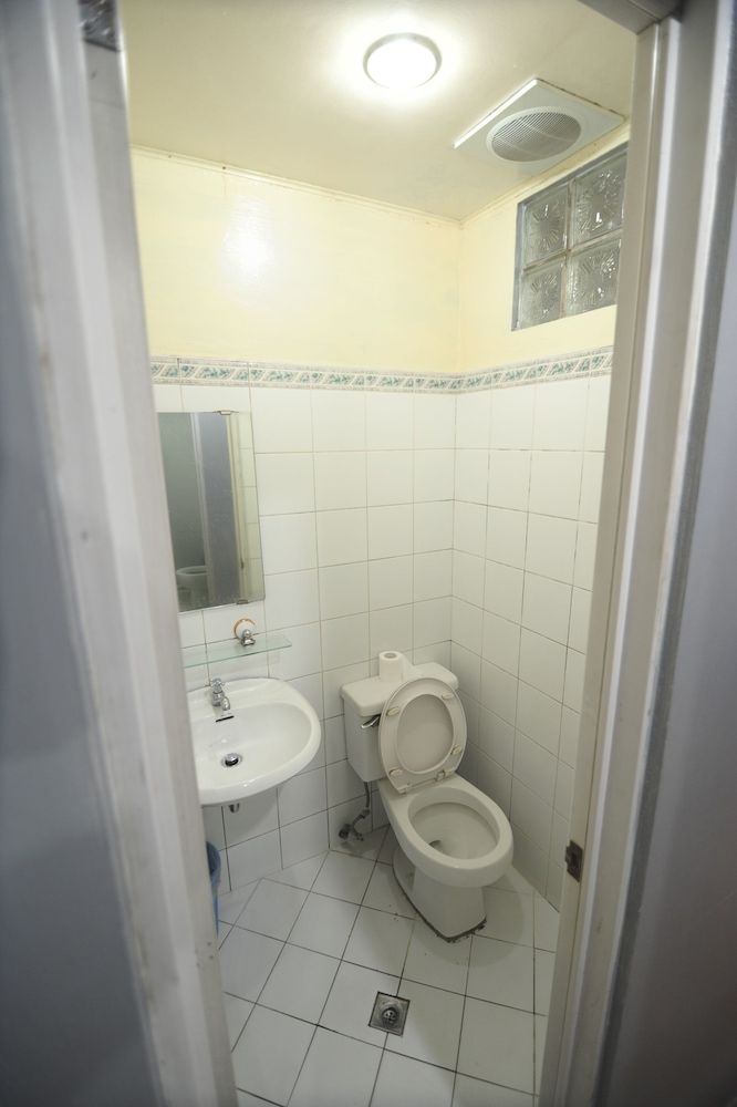 Pine Breeze Cottages Deluxe Room 2