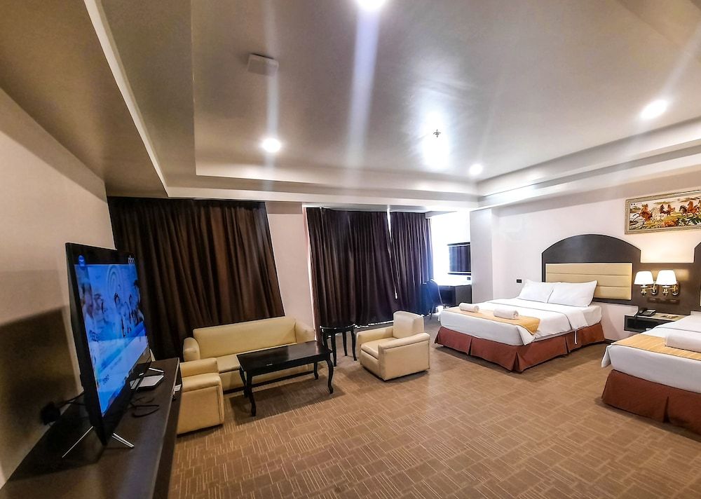 Deluxe Suite
