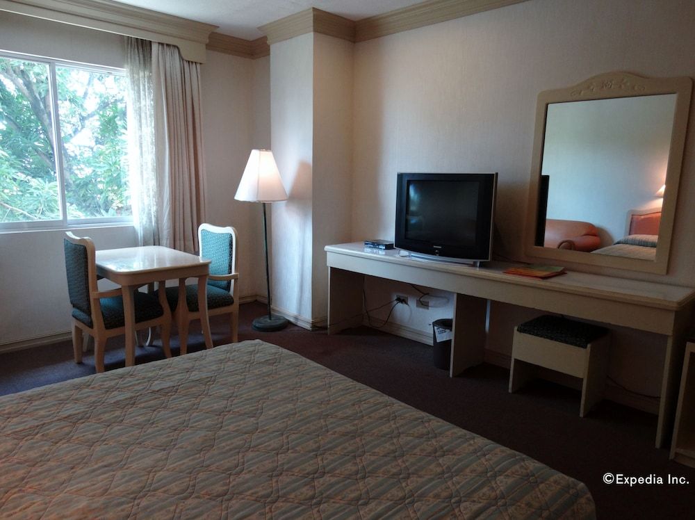 Orange Grove Hotel Superior Double Room 6