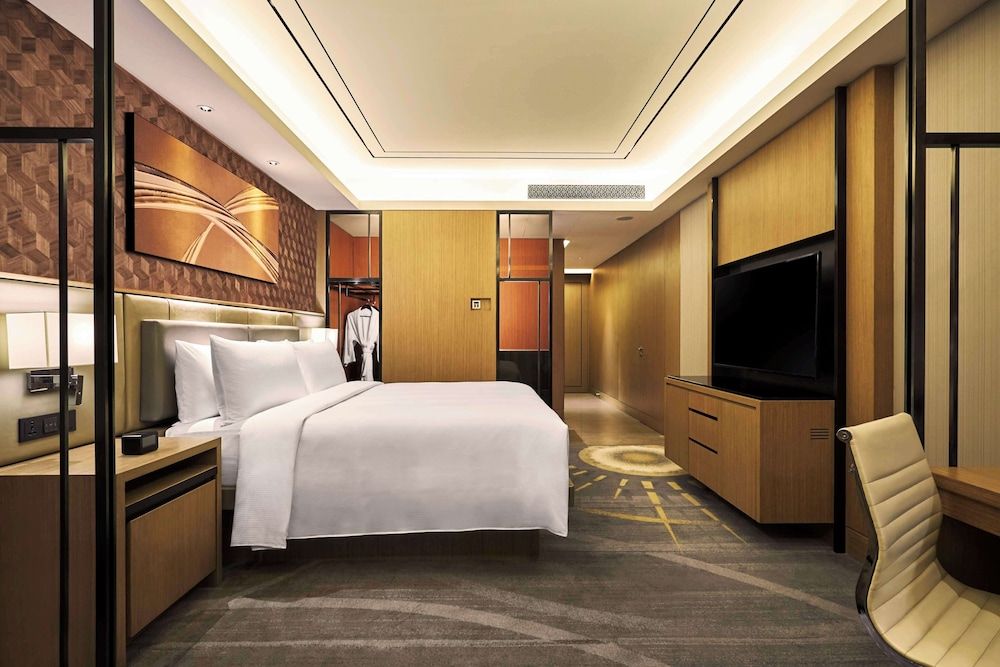 undefined Hilton Manila Newport World Resorts 4