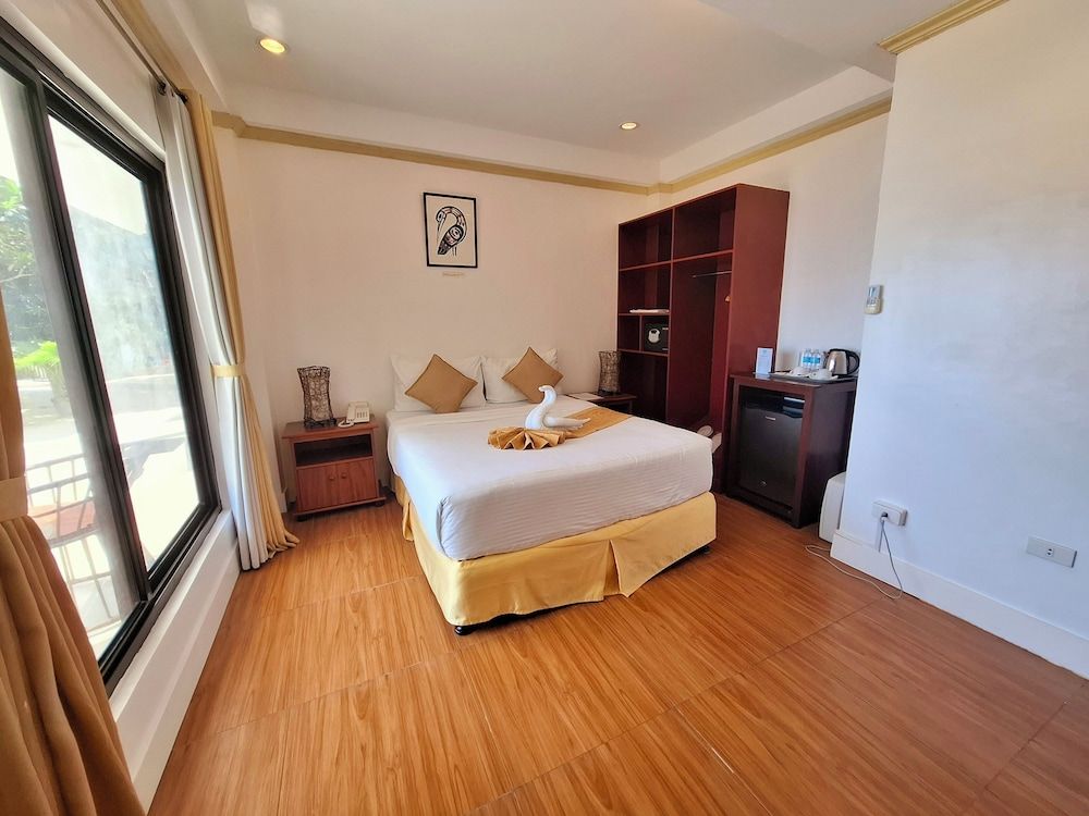 Deluxe with Sea View (1QB)
