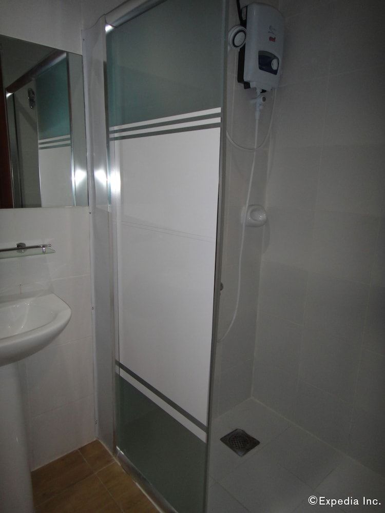 Big Hotel Business Suite 7