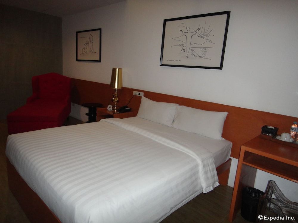 Big Hotel Executive Room 9