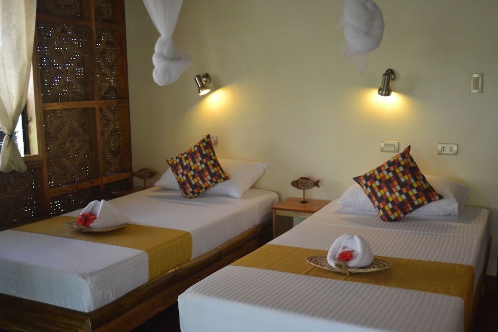 Camiguin Volcan Beach Eco Retreat & Dive Resort Romantic Cottage, Beach View, Beachside 3