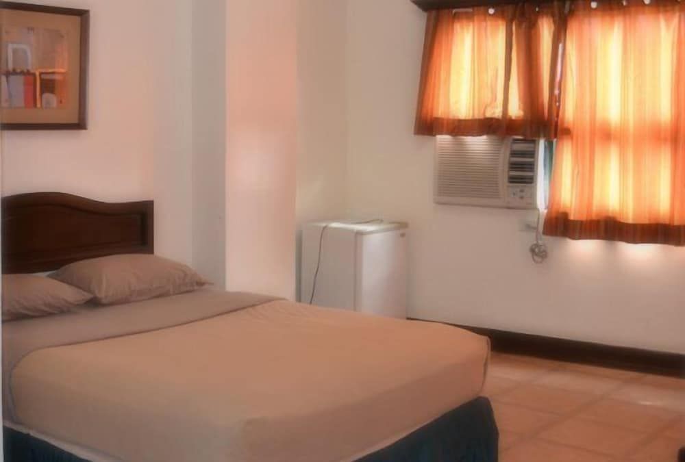 Ace Penzionne Deluxe Room 2