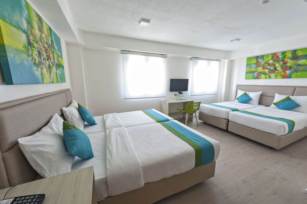 undefined Lime Hotel Boracay 2