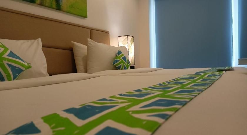 Lime Hotel Boracay Deluxe Double 4