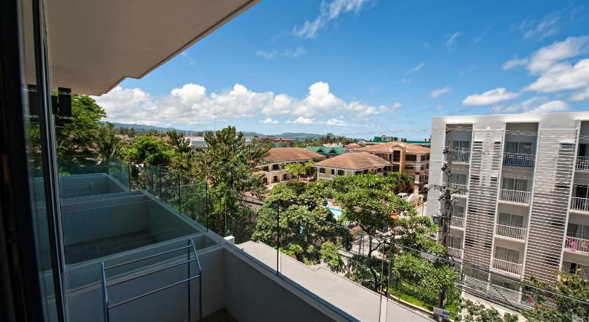 Lime Hotel Boracay Deluxe Double 16