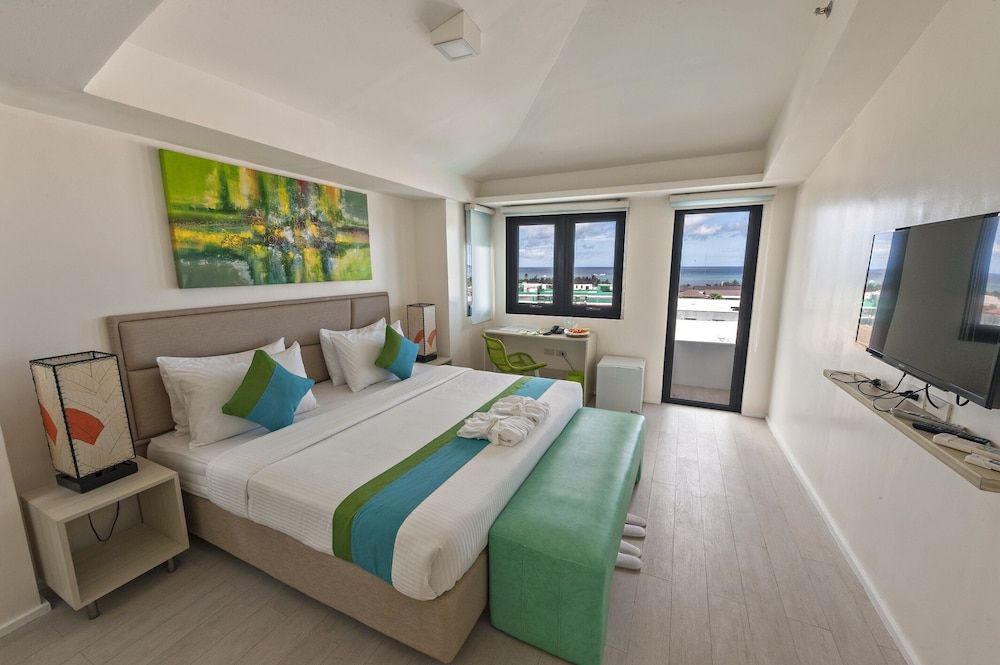 undefined Lime Hotel Boracay 4