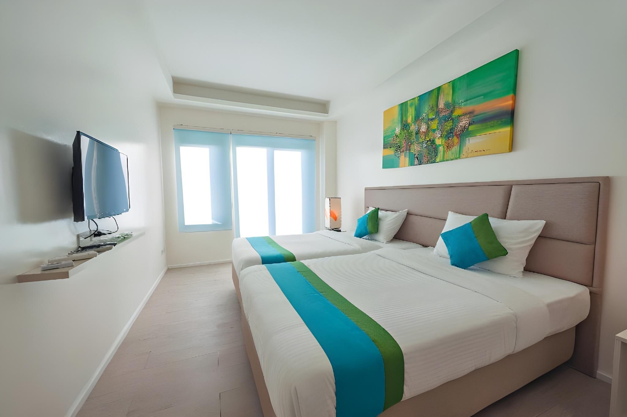 Lime Hotel Boracay Deluxe Double 9