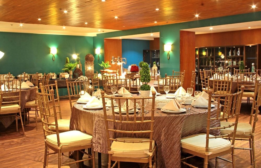 undefined Swagman Hotel 9