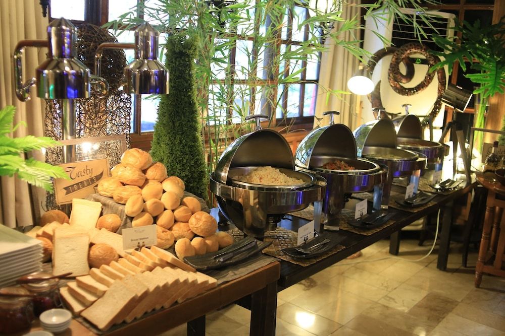 undefined Swagman Hotel 2