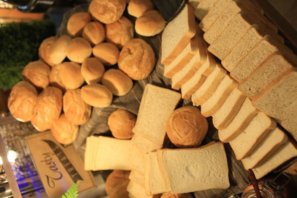 undefined Swagman Hotel 6