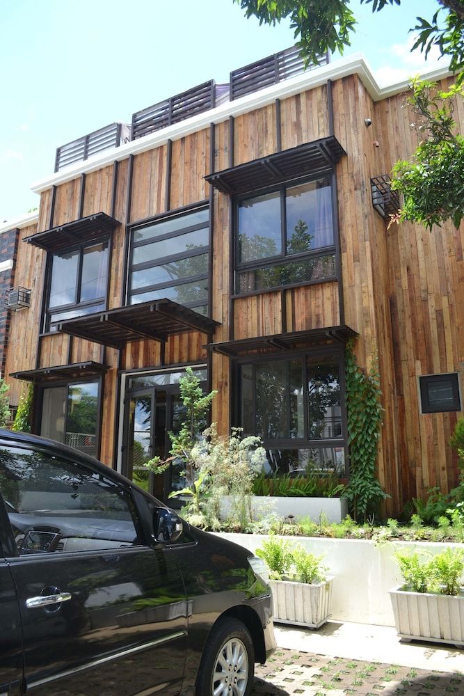 Cabins by Eco Hotels