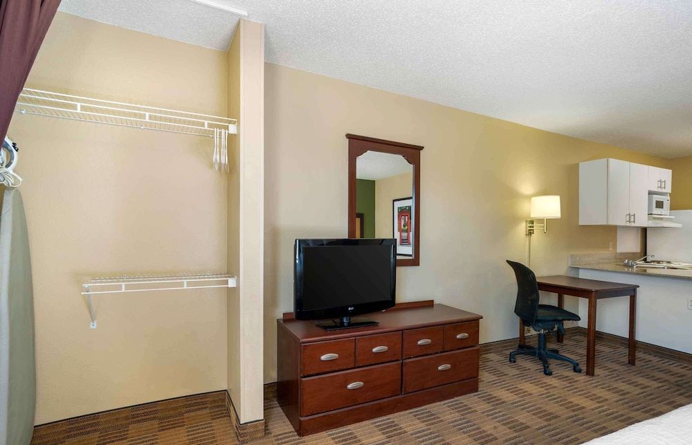 Extended Stay America Suites Frederick Westview Dr Studio, 2 Double Beds, Non Smoking 4