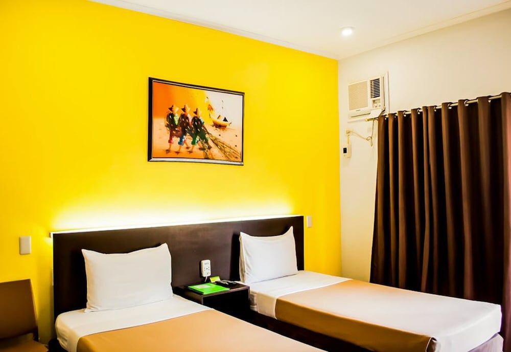 Seasons Hotel and Convention Center Deluxe Twin Room