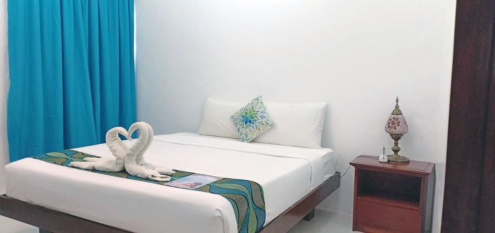 Discover Boracay Hotel and Spa Deluxe Double Room 2