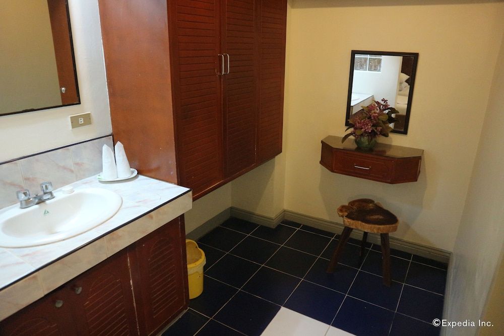 La Esperanza Hotel Deluxe Room 8