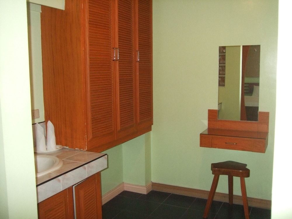 La Esperanza Hotel Deluxe Room 9