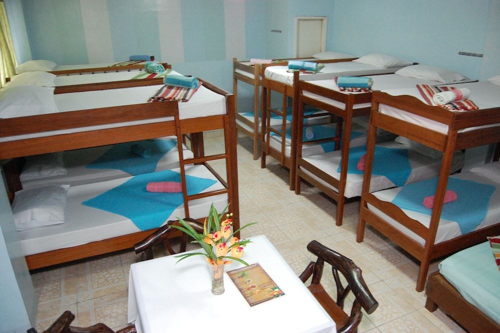 undefined Circon Businessman's Inn 7