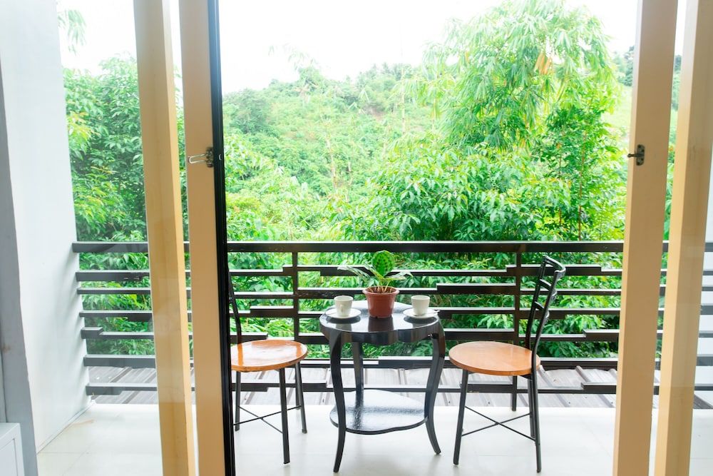 Ultra Winds Mountain Resort Superior Room 2