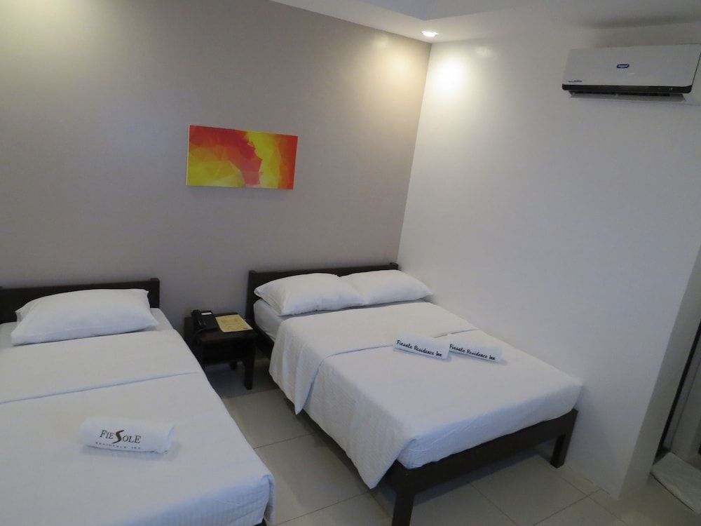 Fiesole Residence Inn Family Room 4