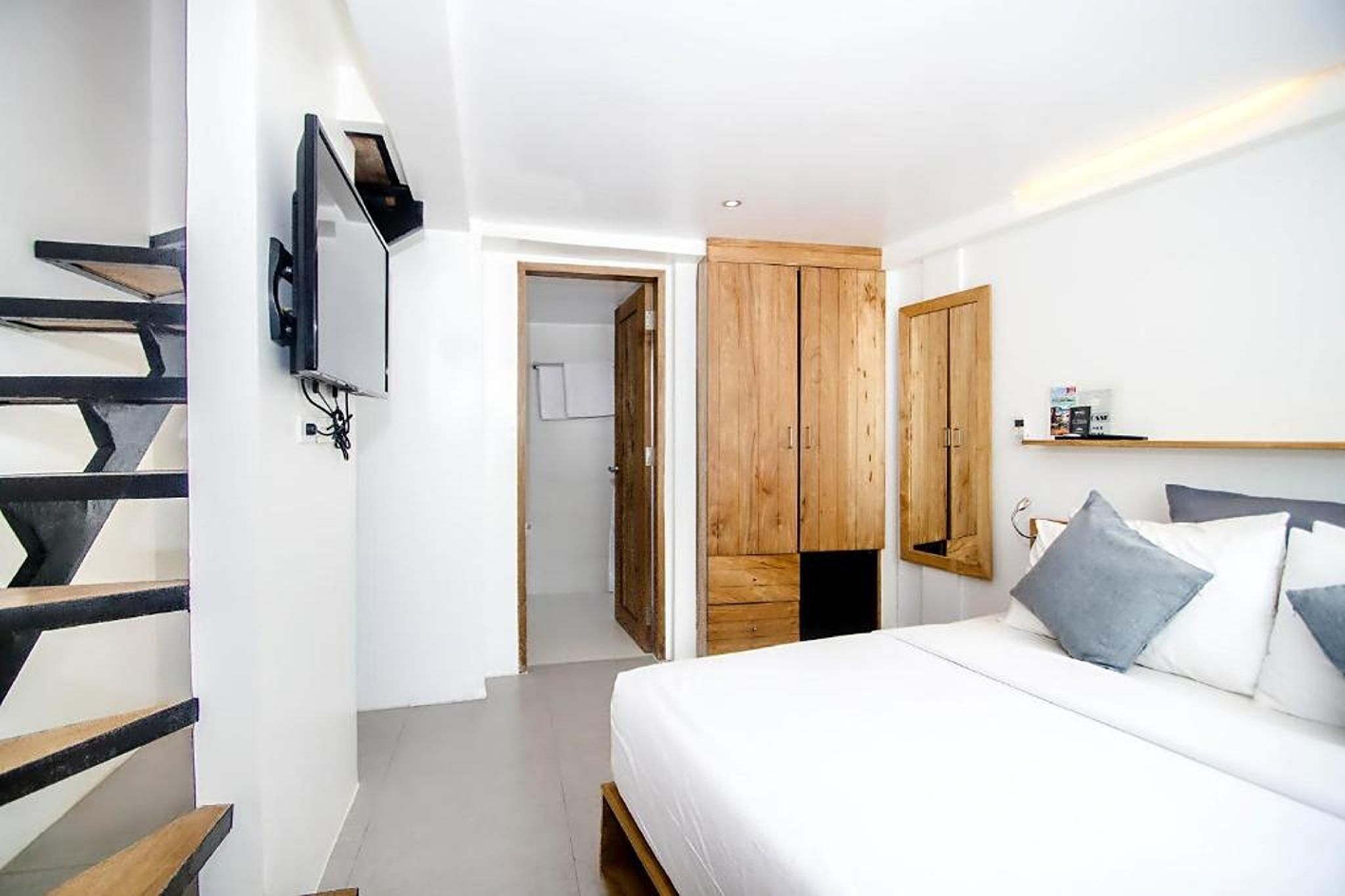 Loft Room with Ocean View