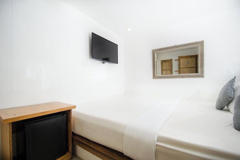 Zuzuni Boutique Hotel Standard B no window no sea view 5