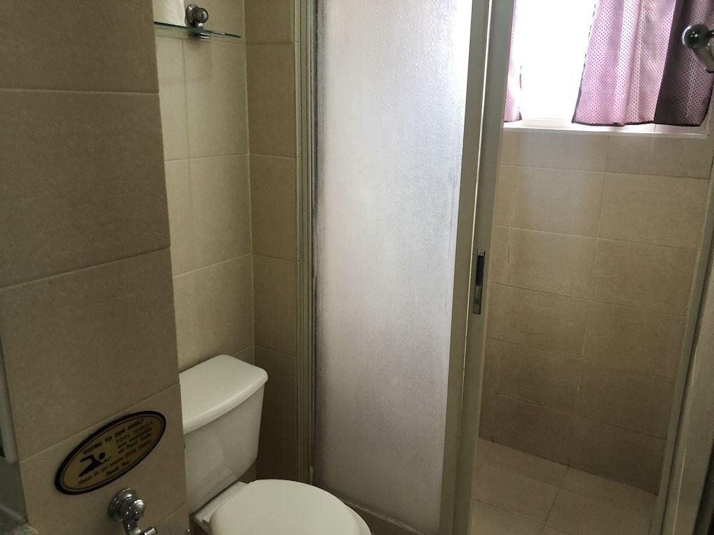 Wild Orchid Beach Resort Deluxe Twin Room 4