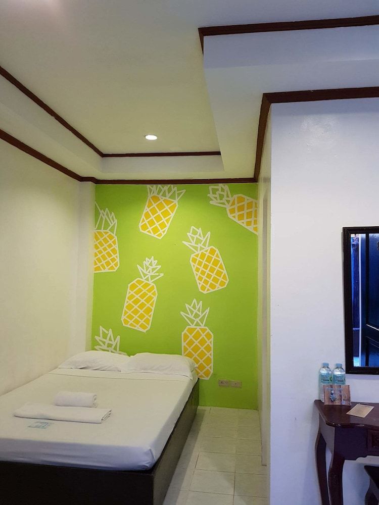 undefined Island Inn Boracay 4