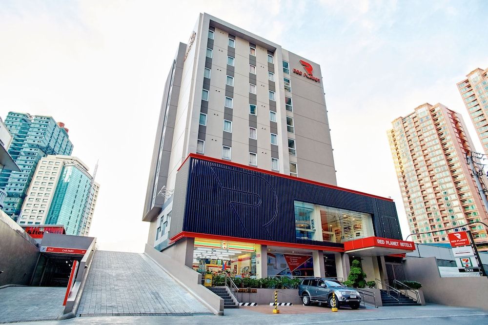 undefined Red Planet Makati Amorsolo 4