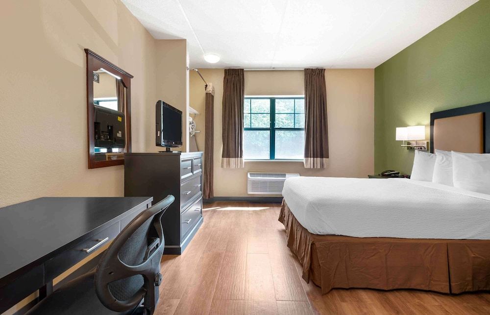 Extended Stay America Suites Princeton South Brunswick Studio, 1 Queen Bed, Accessible, Non Smoking 3