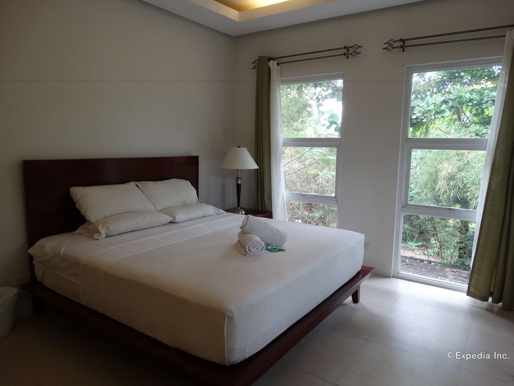 Greenspace Palawan Hotel Junior Suite 6