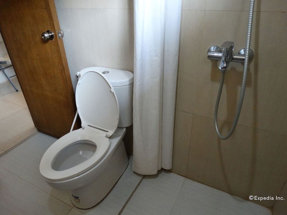 Greenspace Palawan Hotel Junior Suite 11