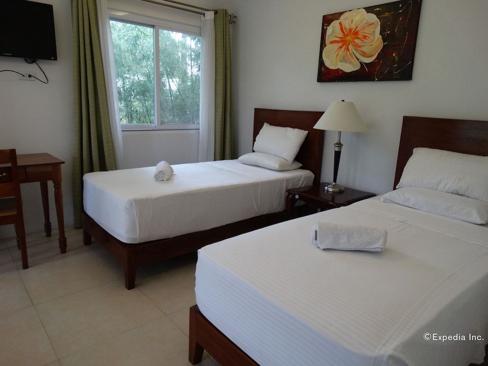 Greenspace Palawan Hotel Junior Suite 4